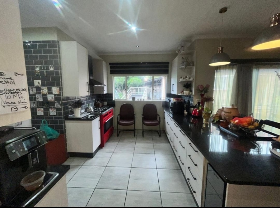 3 Bedroom Property for Sale in Geelhoutpark North West